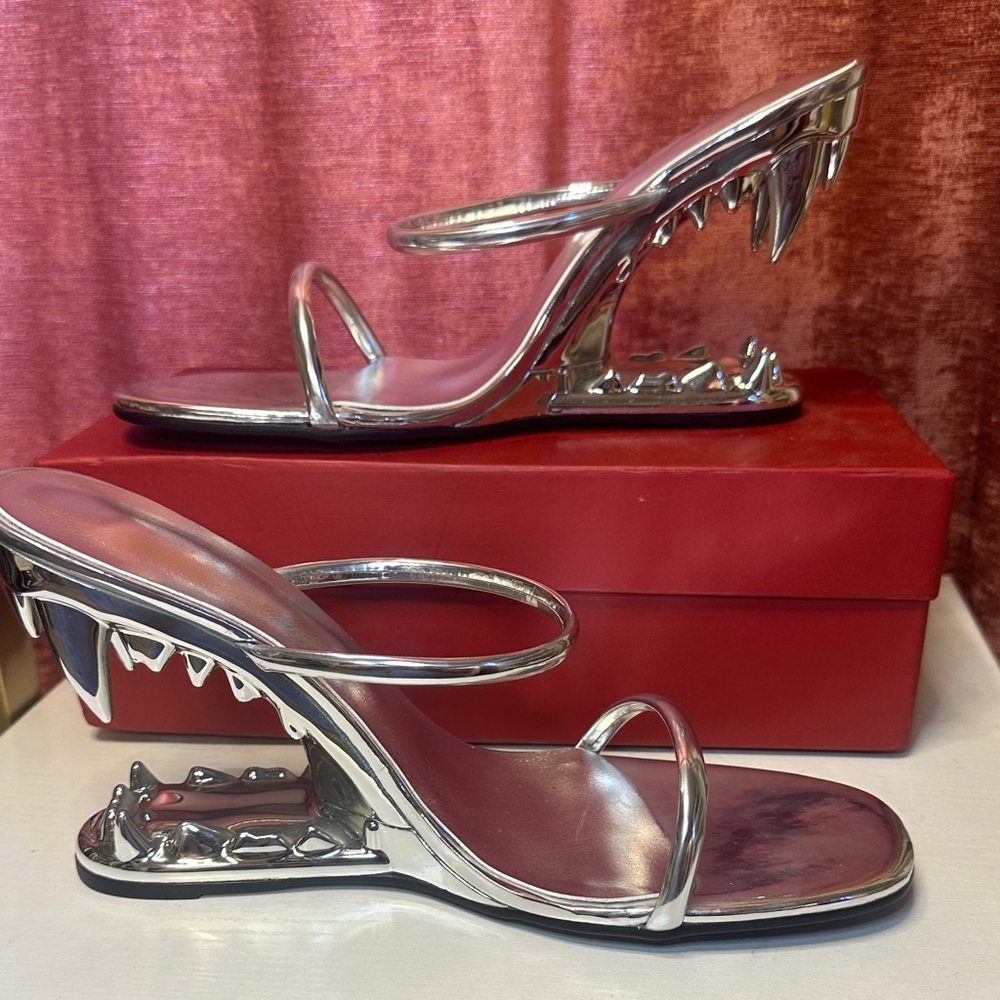 Cushion-Insole Silver Mule Wedges • Size 10 • Brand New